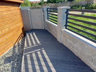 Funkcjonalny podest pod kosze 2